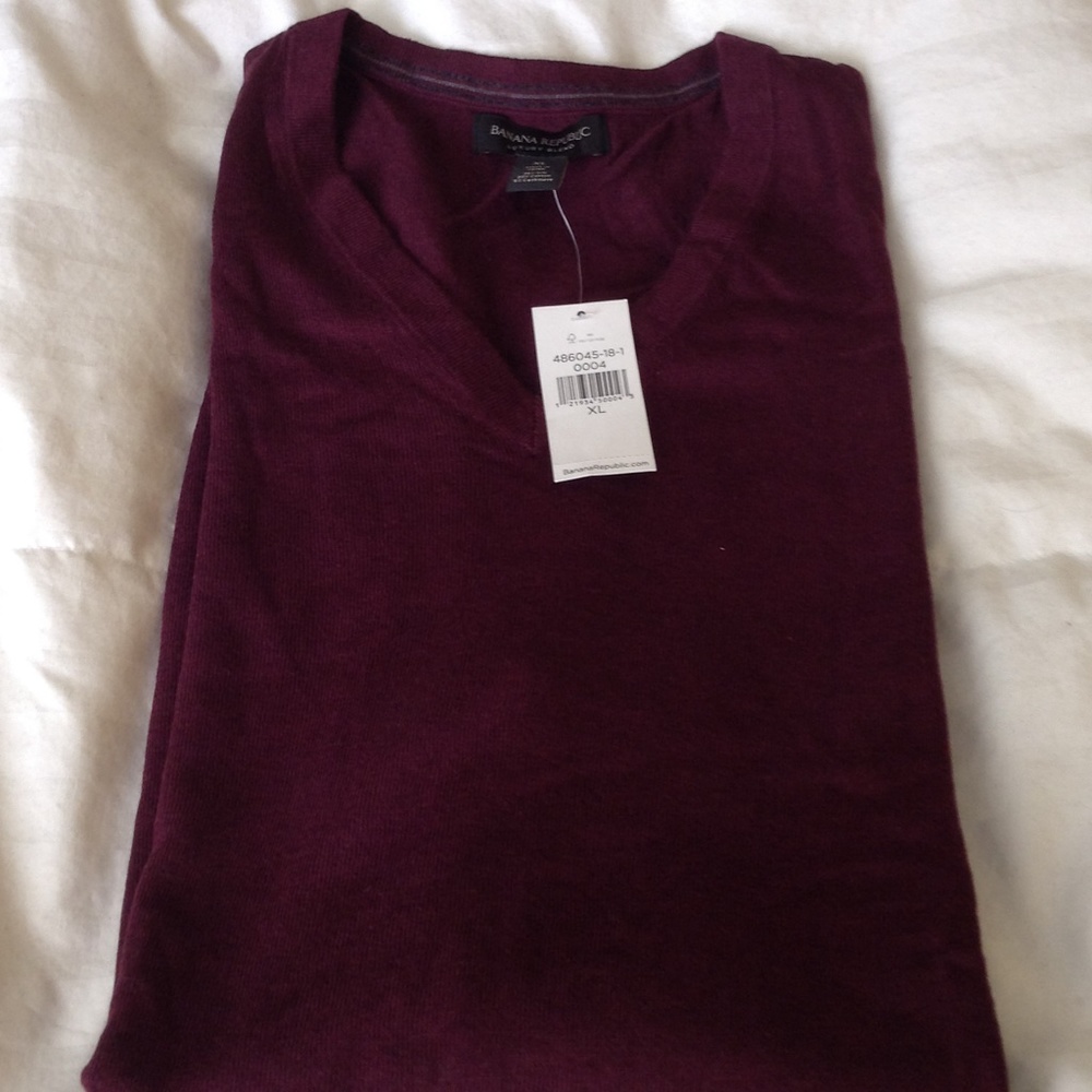 Brand new banana republic men's silk sweater